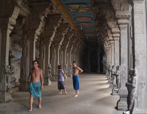 Сучиндрам. Посещение храма.